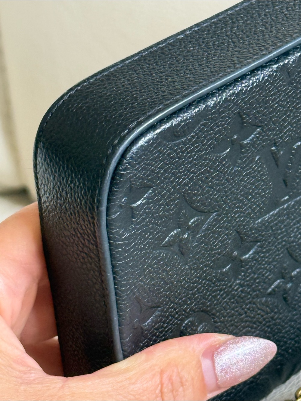 Louis Vuitton Felice Black Empreinte Monogram Leather Chain Wallet - Picture 8 of 16